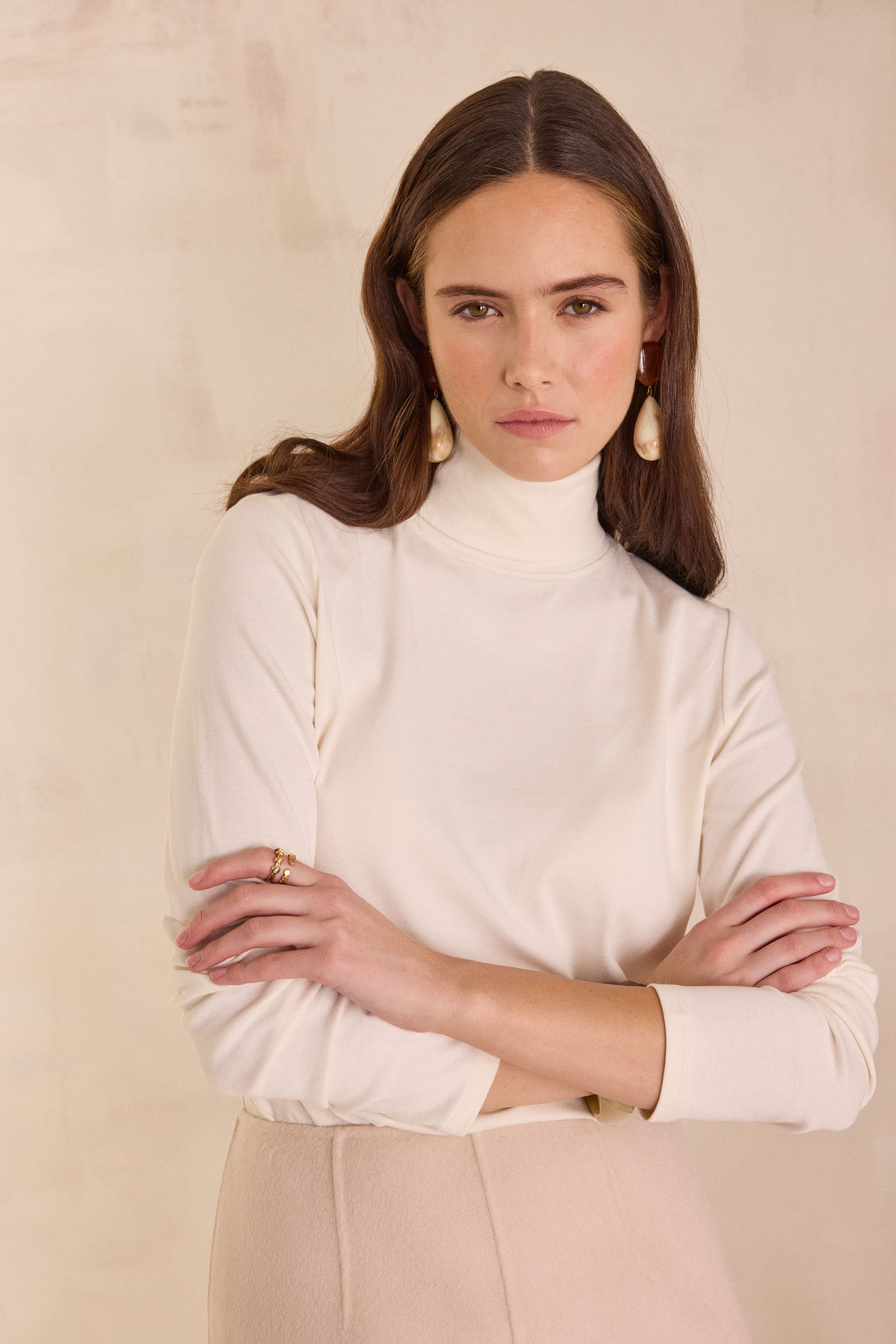 FERGUIE roll neck T-shirt