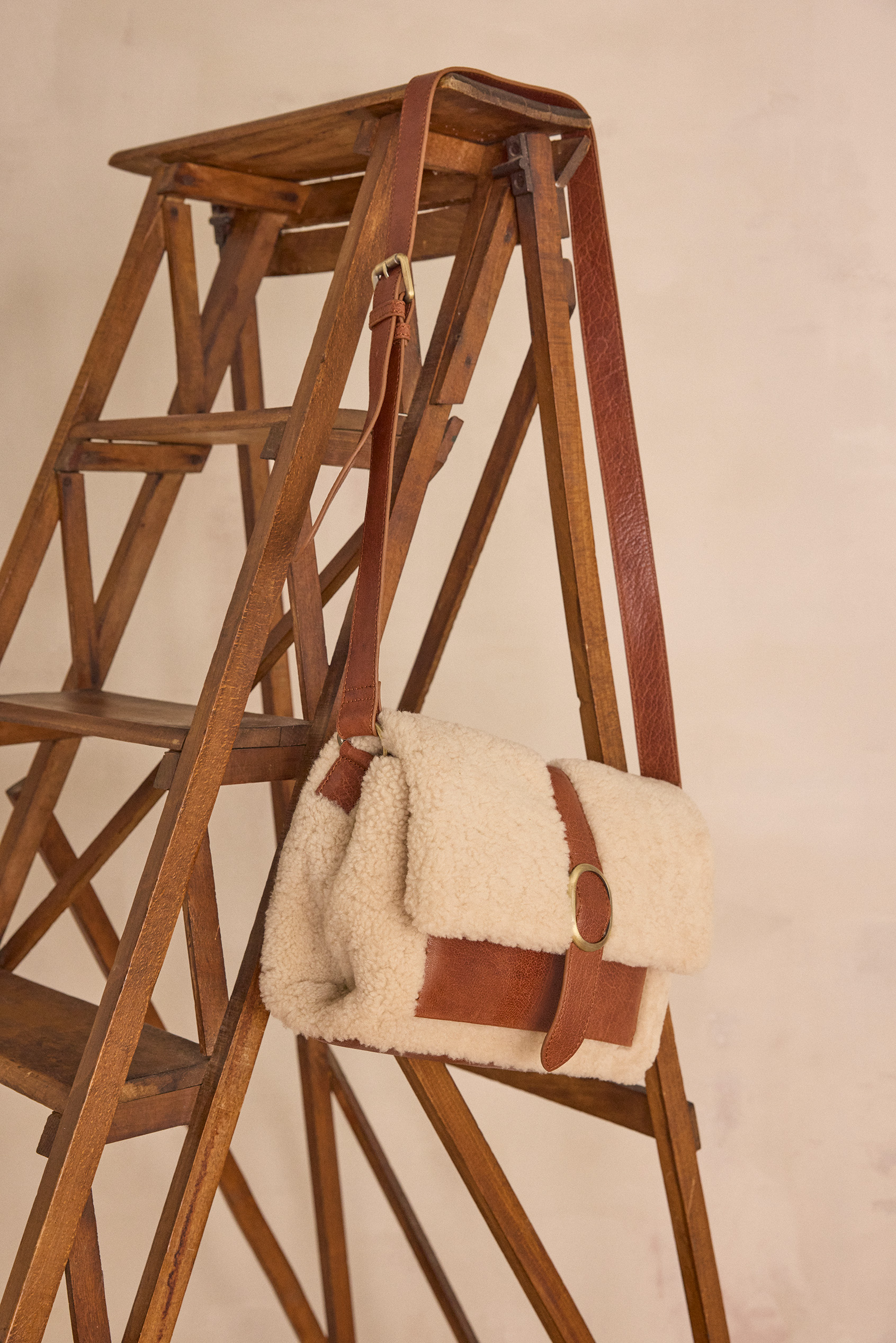 LOUIS leather satchel bag