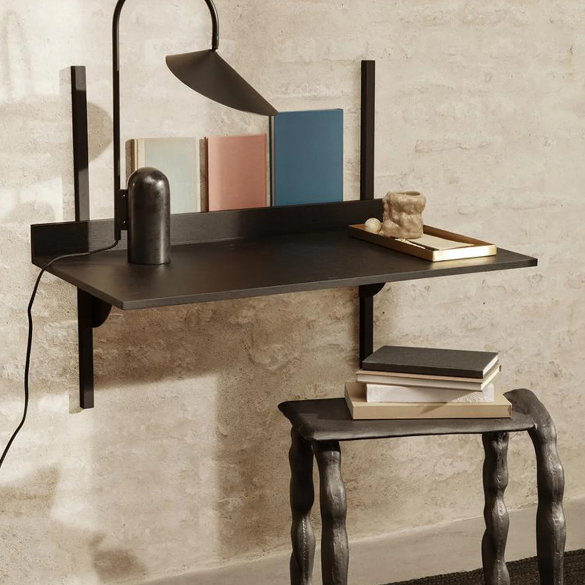 Bureau Sector Ash - h 66,5 x 45,1 cm - Noir