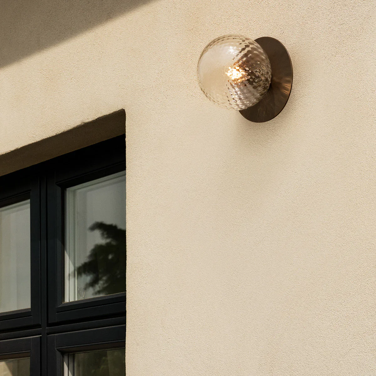 Applique extérieur Liila 1 - dark bronze / opal