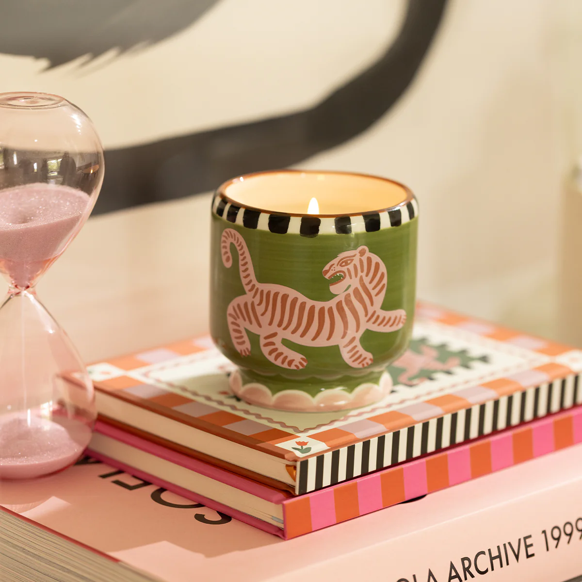 Bougie parfumée Adopo - Black Cedar & Fig