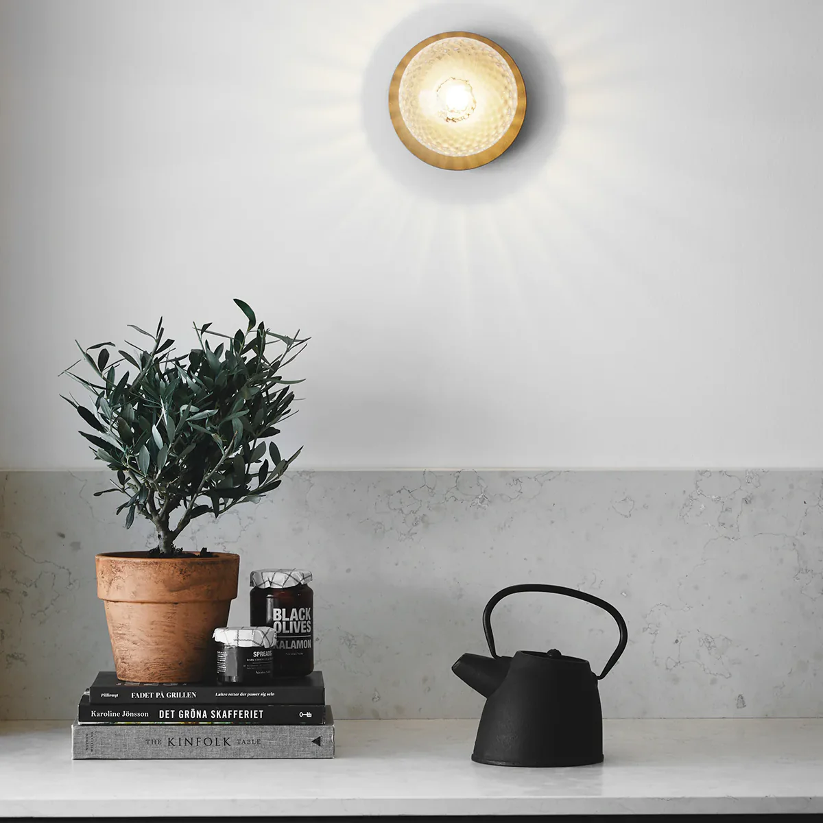 Lampe Liila 1 Medium - nordic gold / optic clear