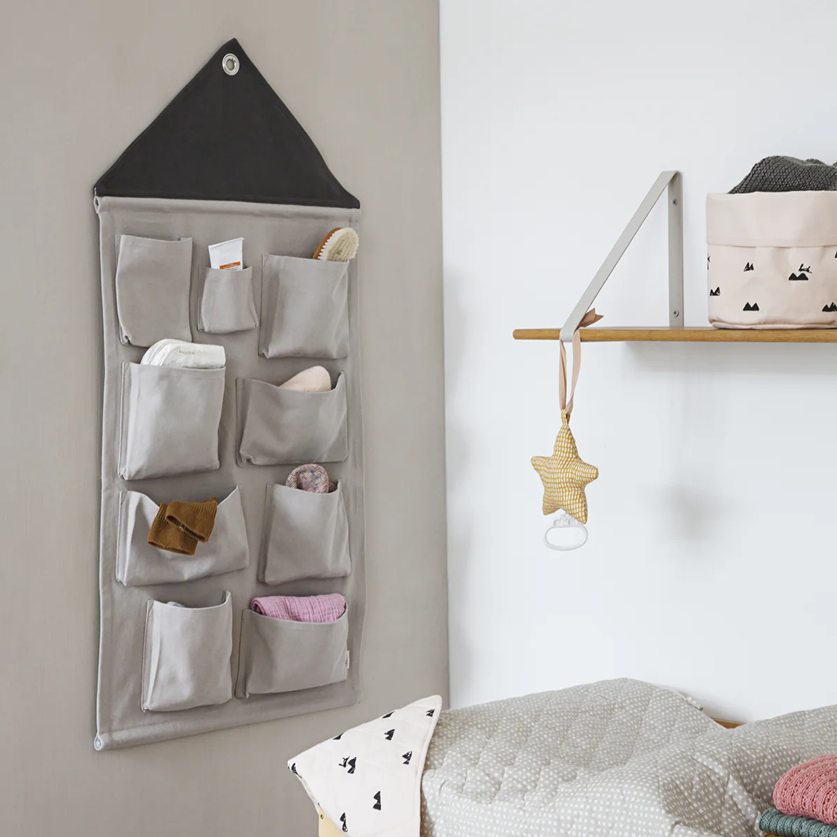 Étagère en chêne huilé