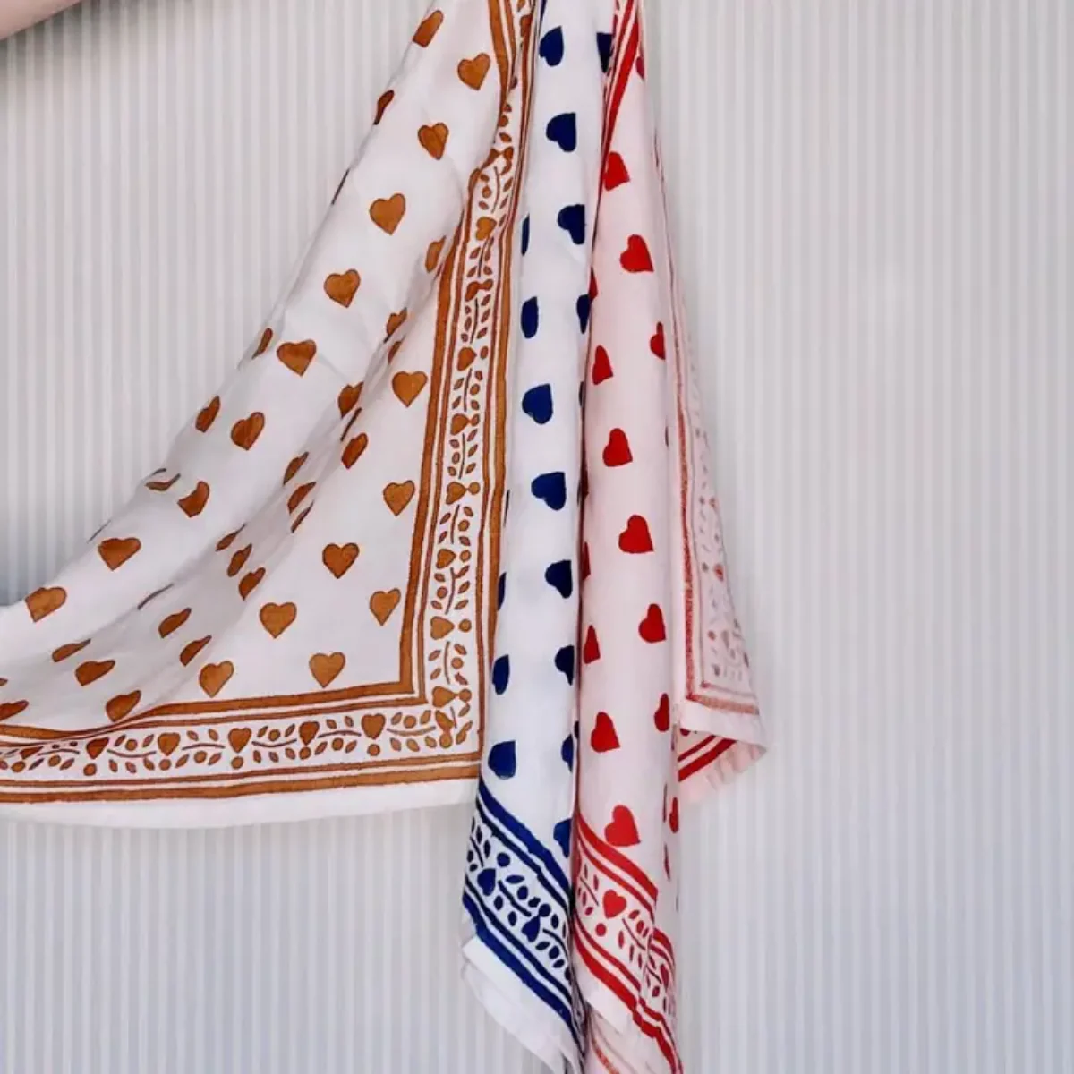 Foulard Adulte Love Lapis 100cm