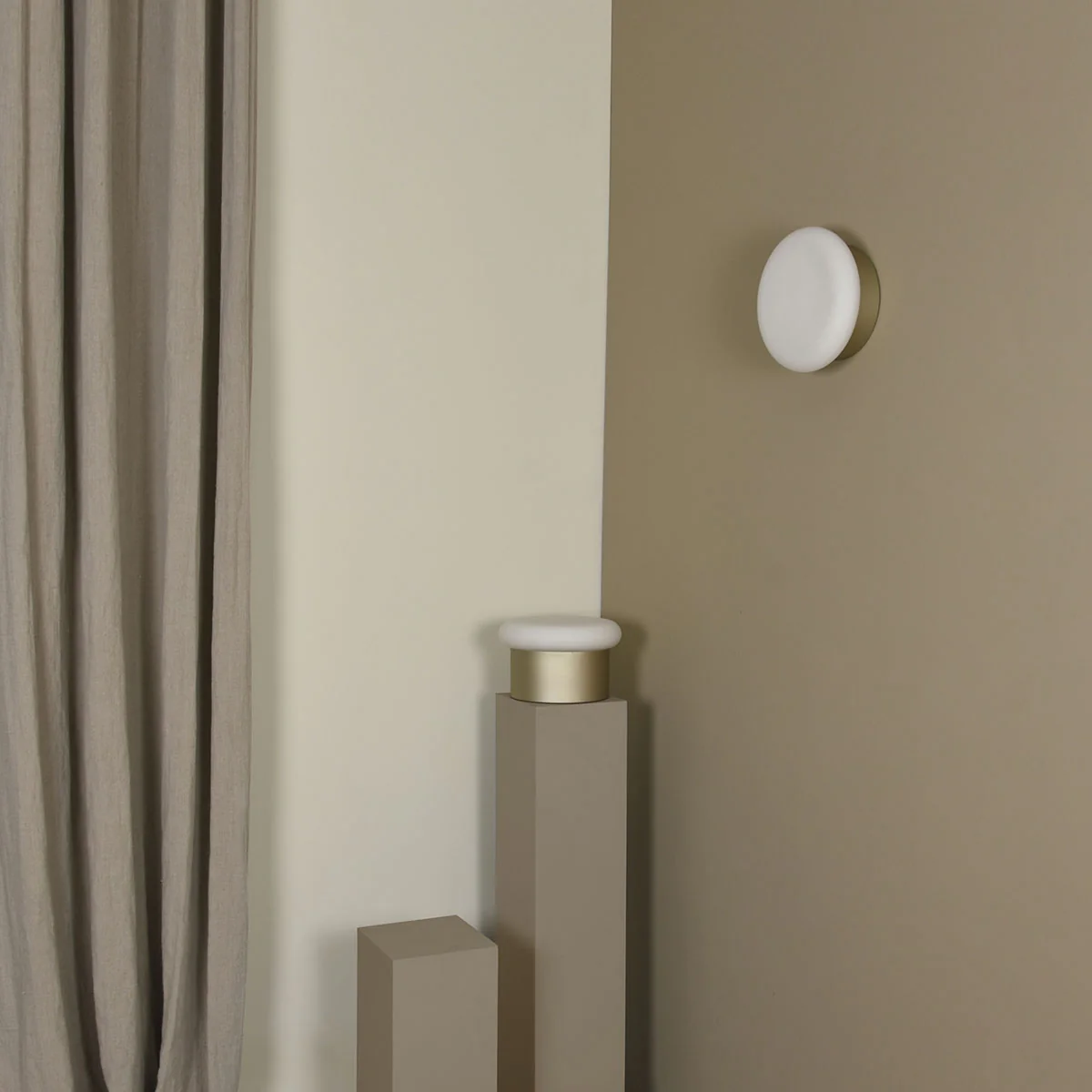 Applique Colonna Doré