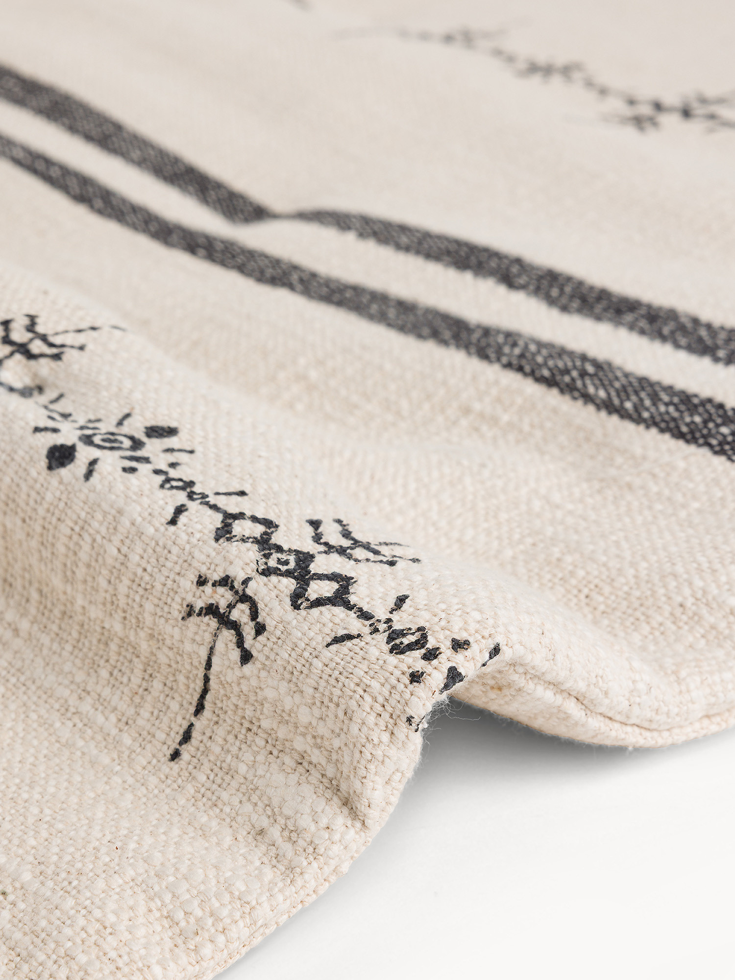 Cuscino topper ricamato 50x100cm