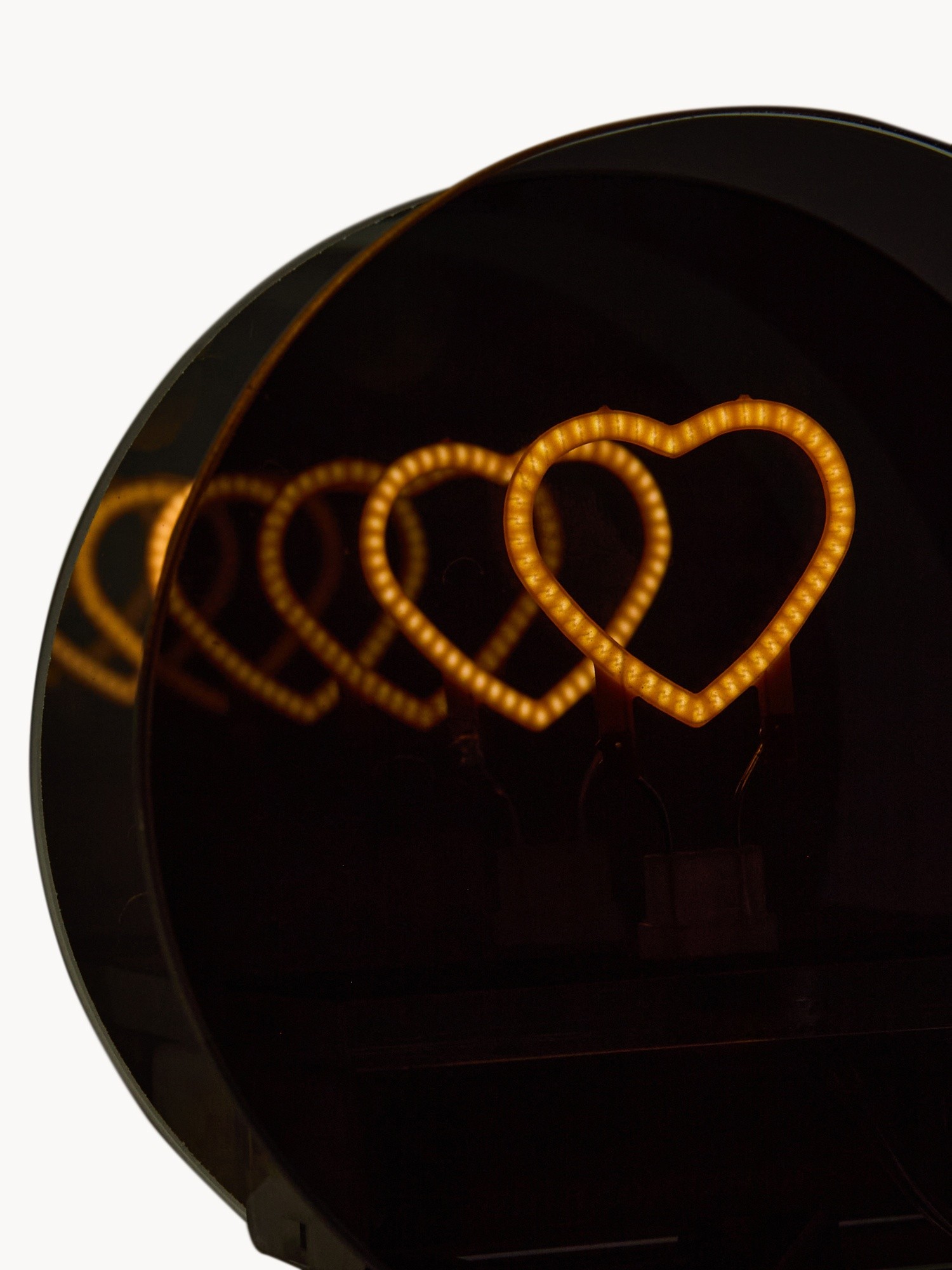 Decorazione in vetro con cuore a led