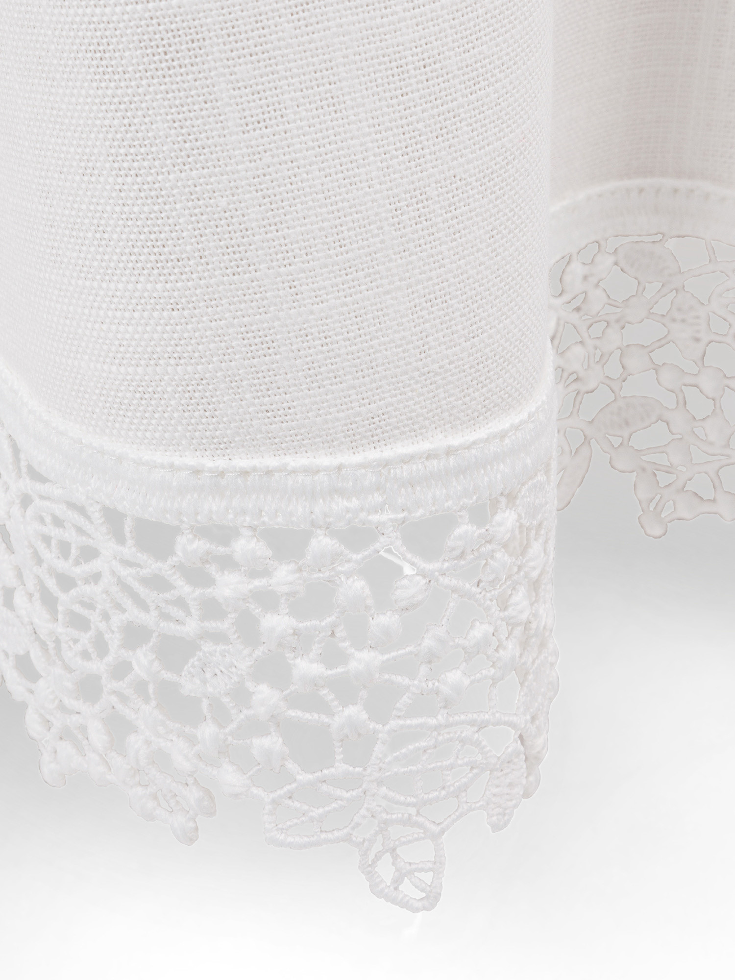 Tovaglia puro cotone bordo in pizzo