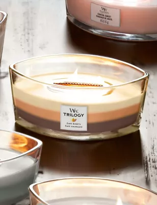 Café Sweets Ellipse Scented Candle With Crackle Wick