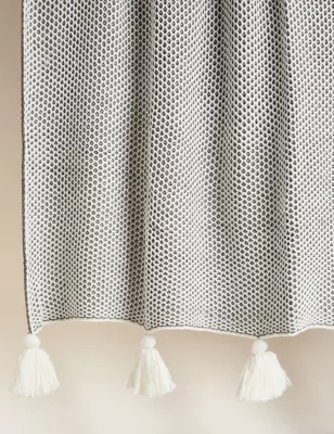 Knitted Tassel Throw
