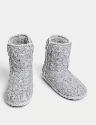 Cable Knit Slipper Boots