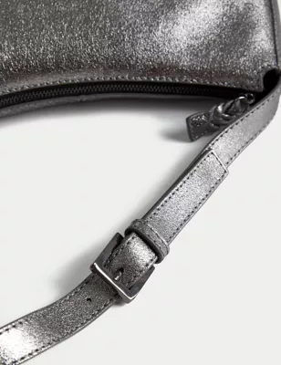 Leather Buckle Detail Shoulder Bag