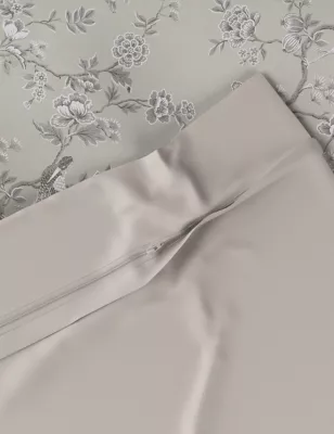 Darya Bird Jacquard Bedding Set