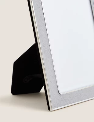 Velvet Photo Frame 4x6 Inch