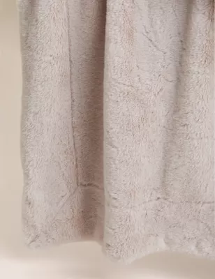 Supersoft Faux Fur Throw