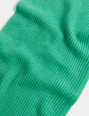 Knitted Ribbed Scarf