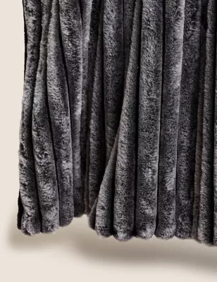 Faux Fur Ribbed Throw