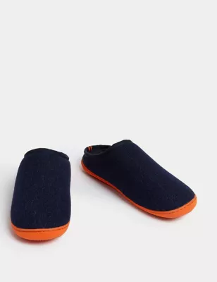 Fleece Lined Mule Slippers With Freshfeet&trade;