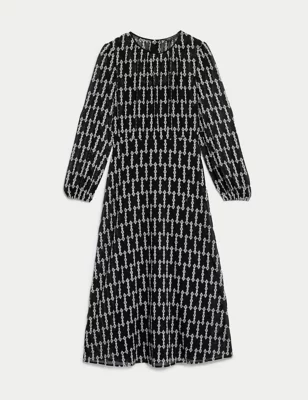 Embroidered Round Neck Midaxi Dress