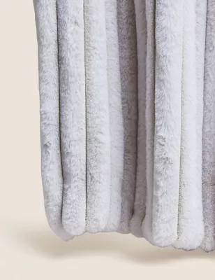 Faux Fur Ribbed Throw