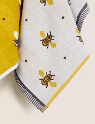 Set Of 2 Pure Cotton Bee Towels