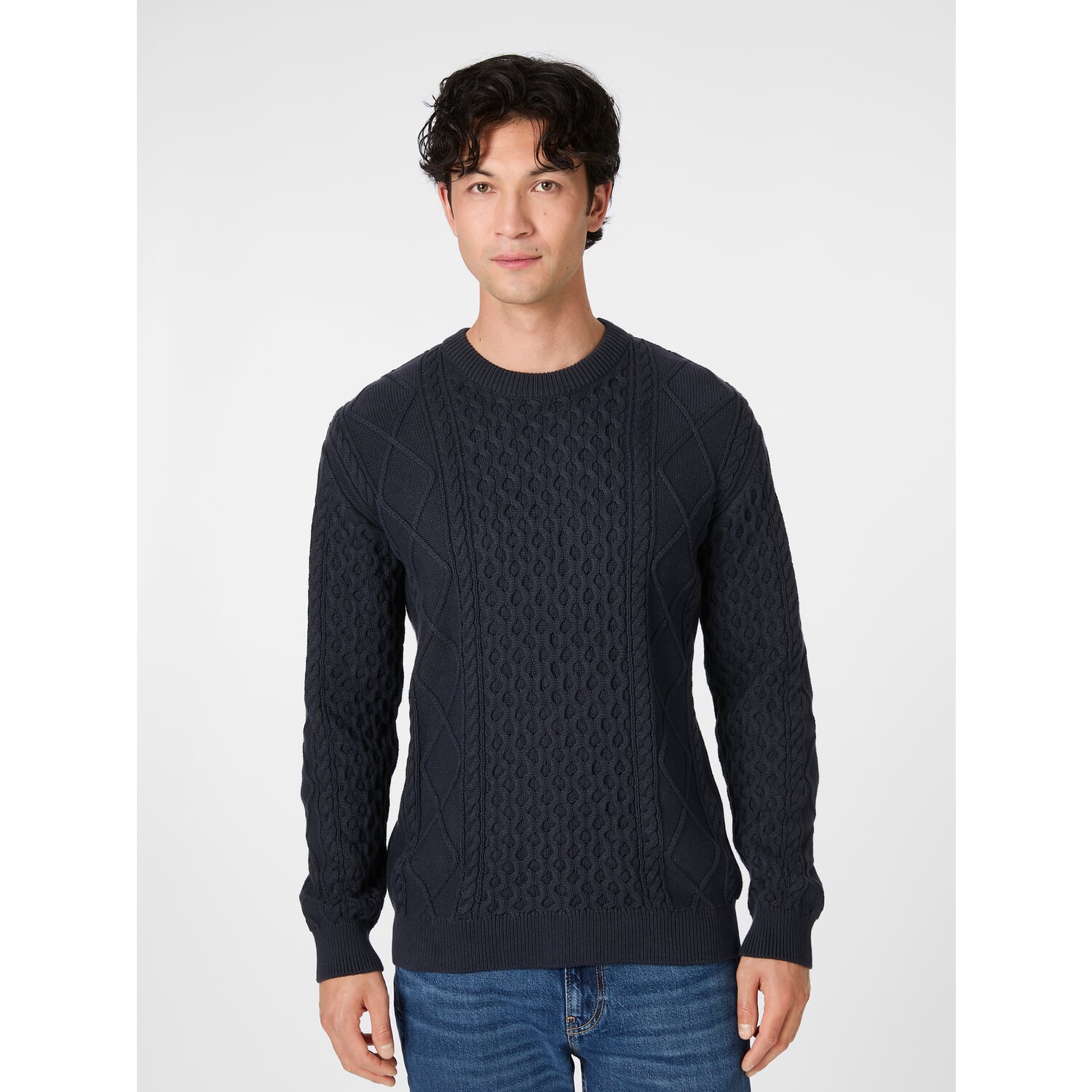 Men's sweater Aran pattern