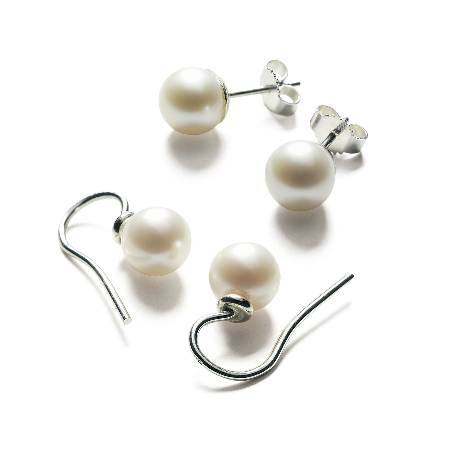 Stud earrings freshwater pearls