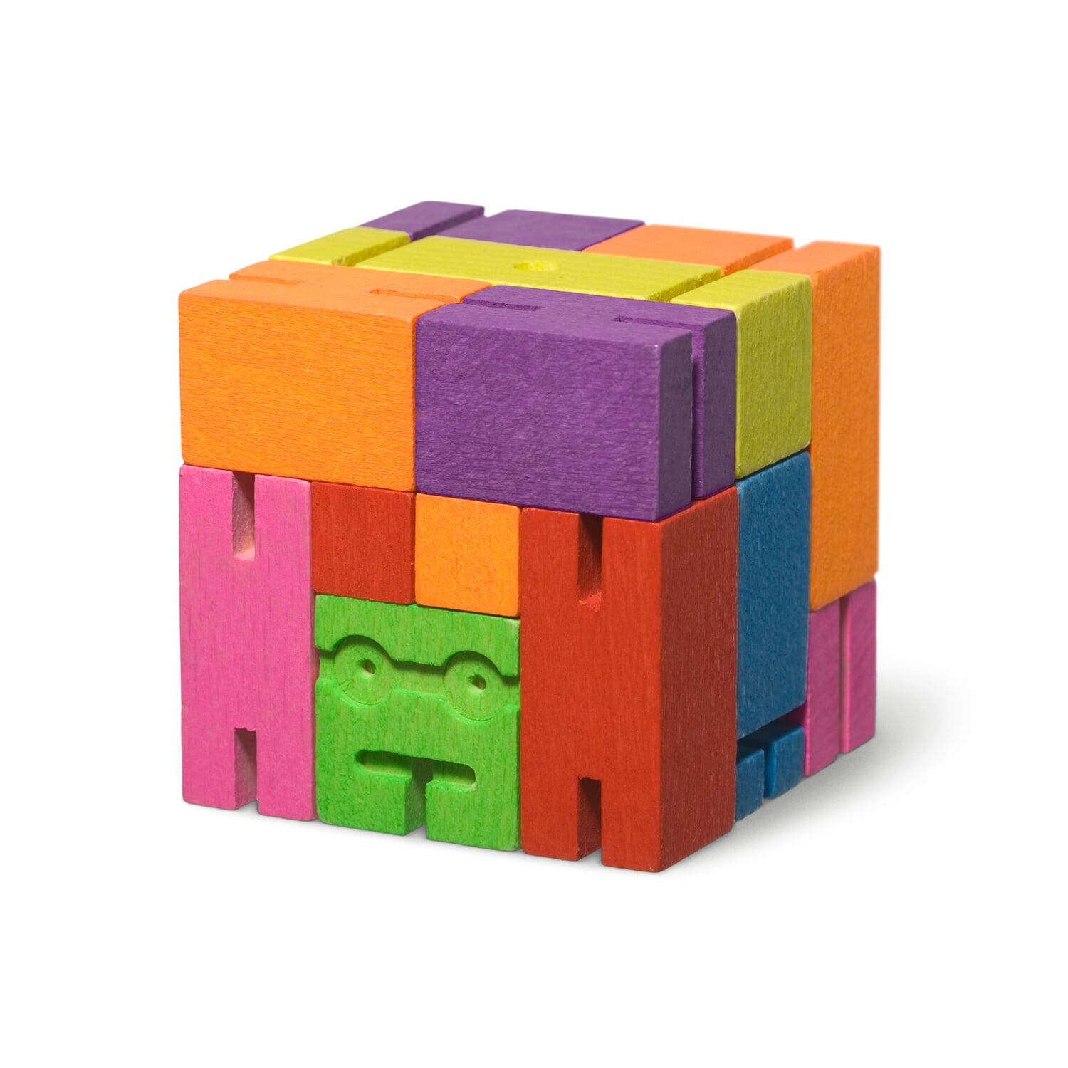 Wooden figure Cubebot