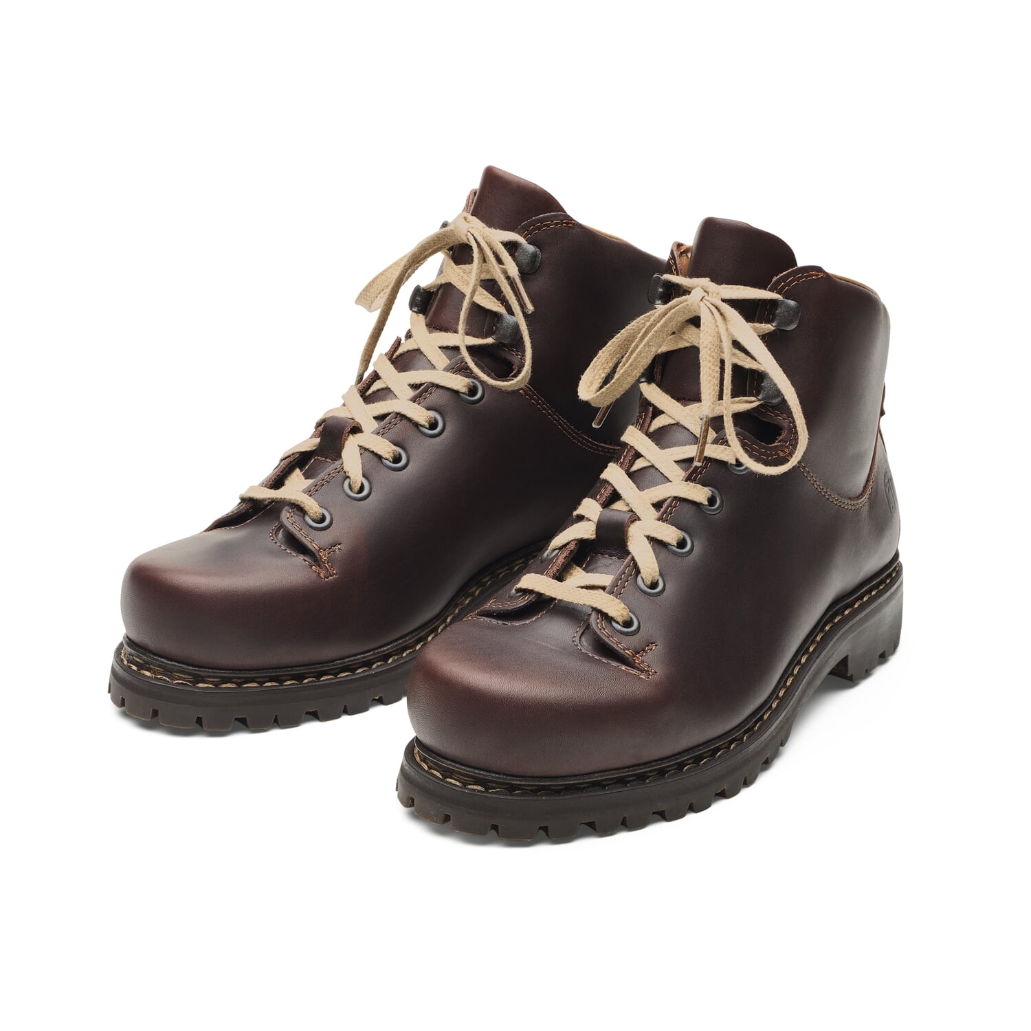 Ladies lace up shoe cowhide