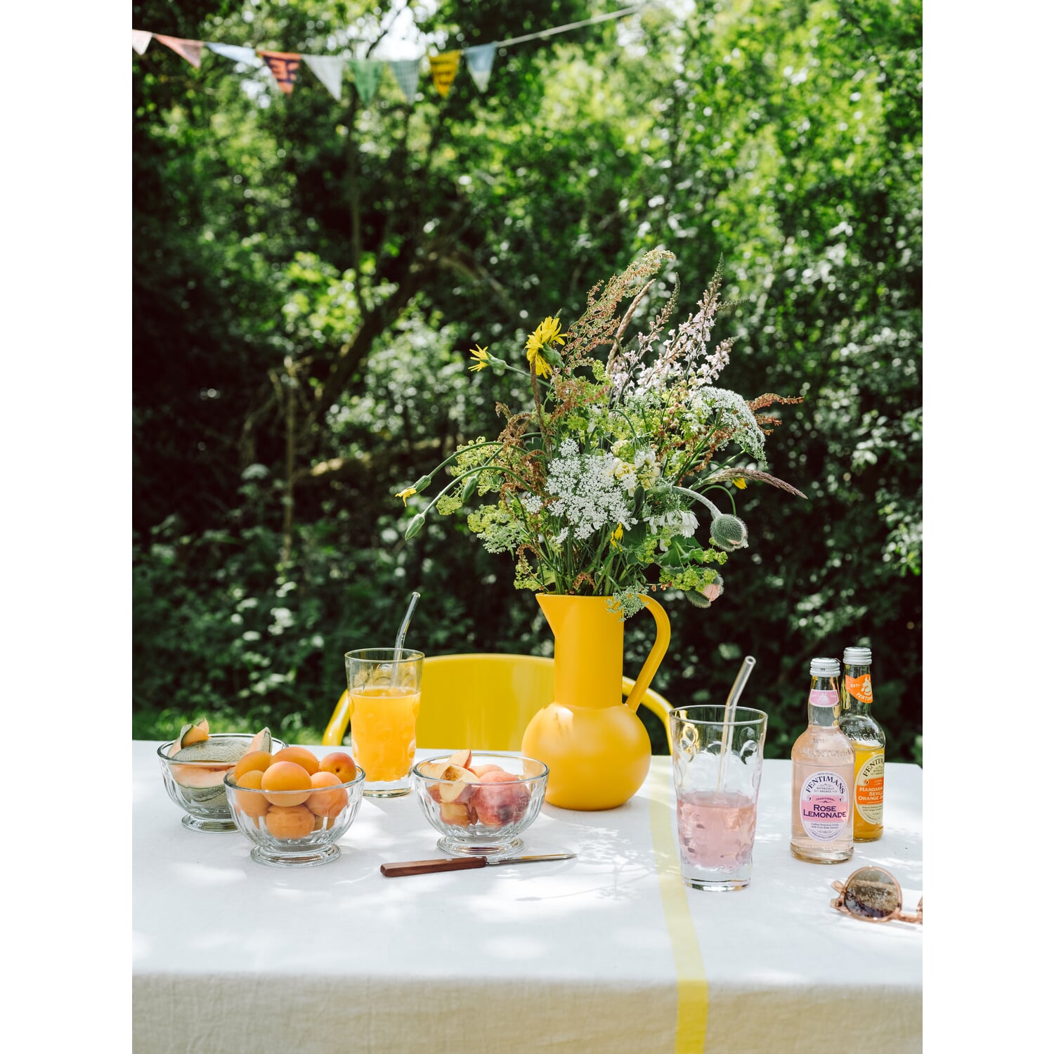 La Roch&egrave;re ice bowl pressed glass