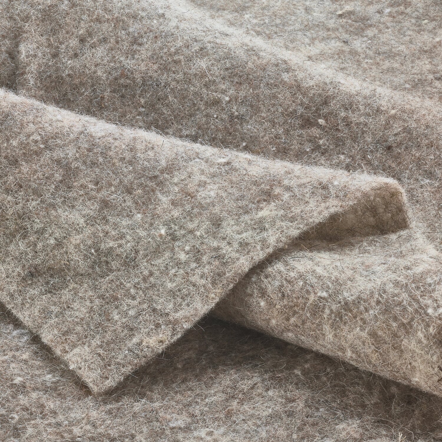 Weed protection mat sheep wool