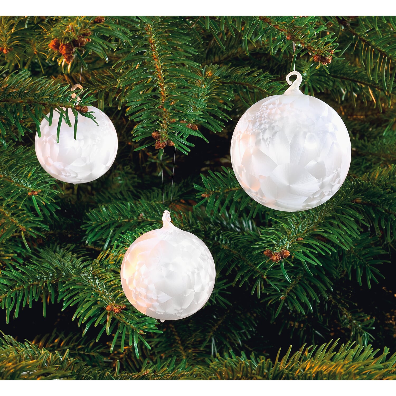 Lauscha ice glass balls