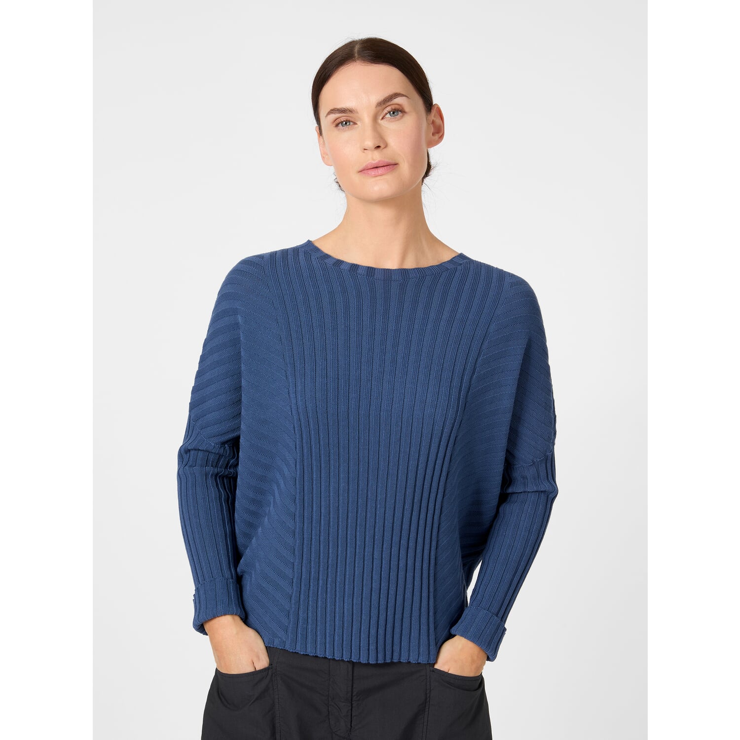 Women's ribbed knitted sweater