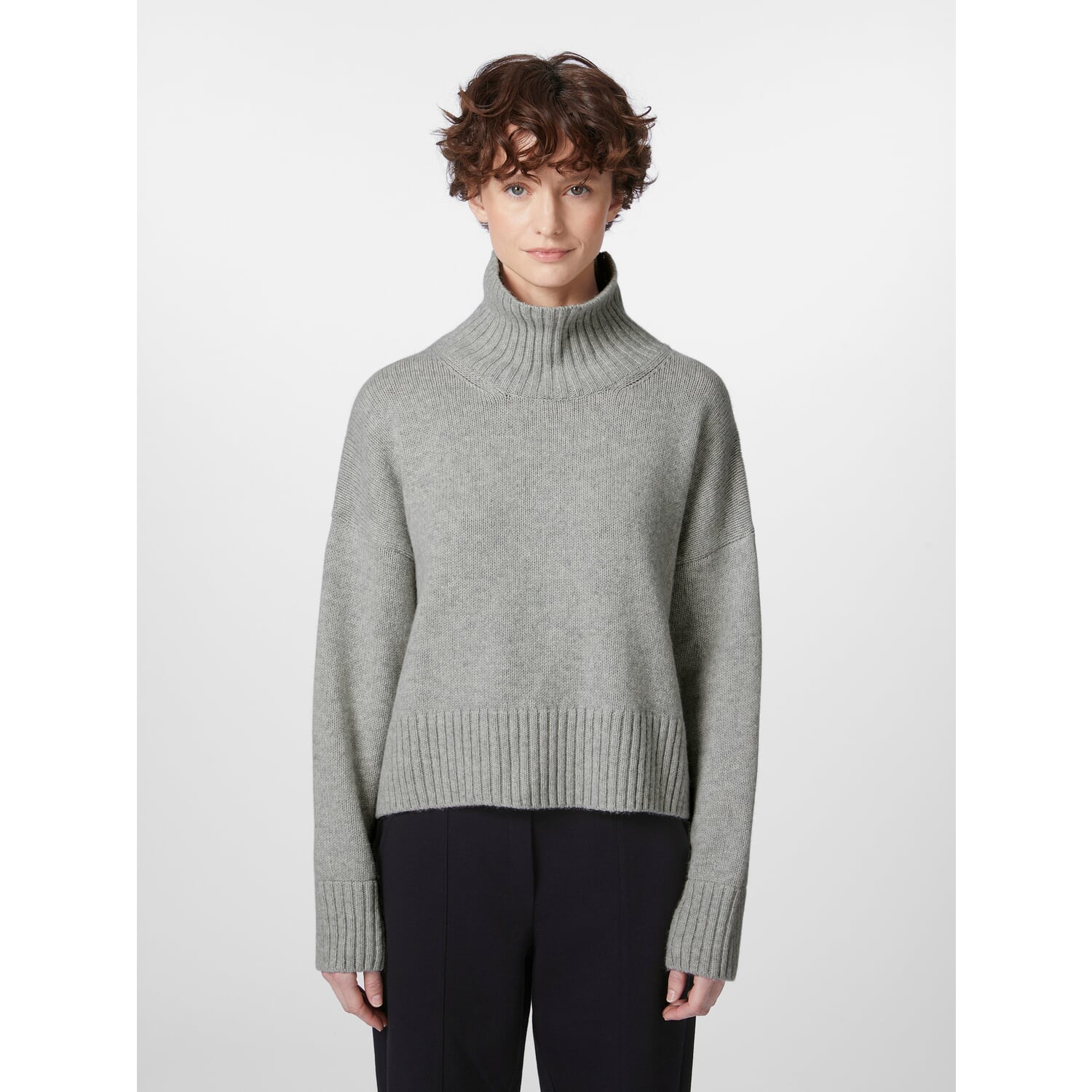 Oversized women's sweater