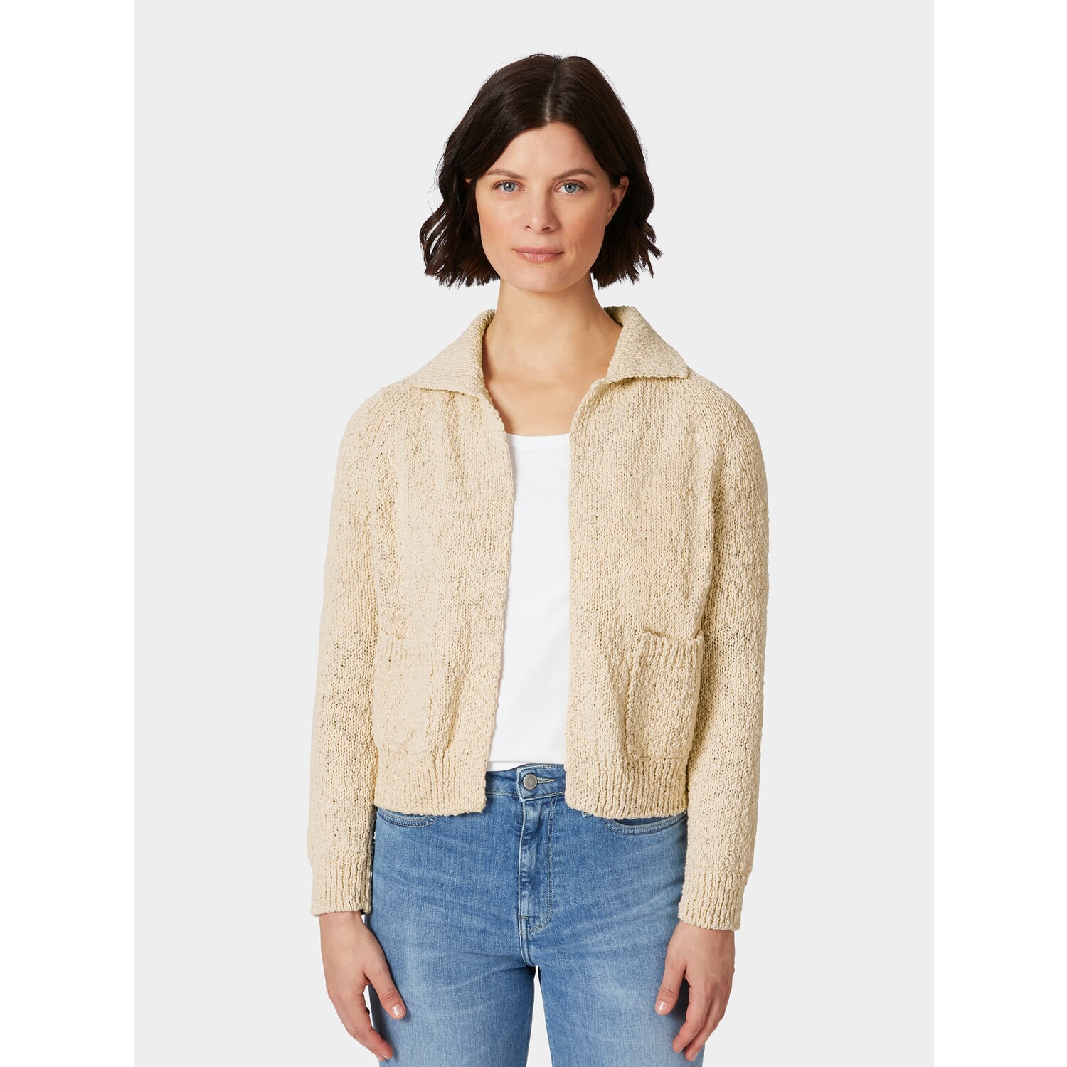 Women's cardigan with collar