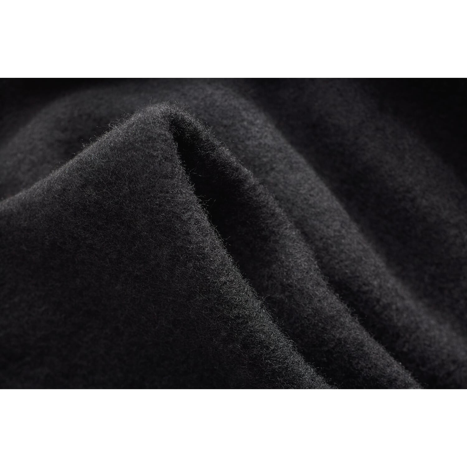 Ladies beanie virgin wool