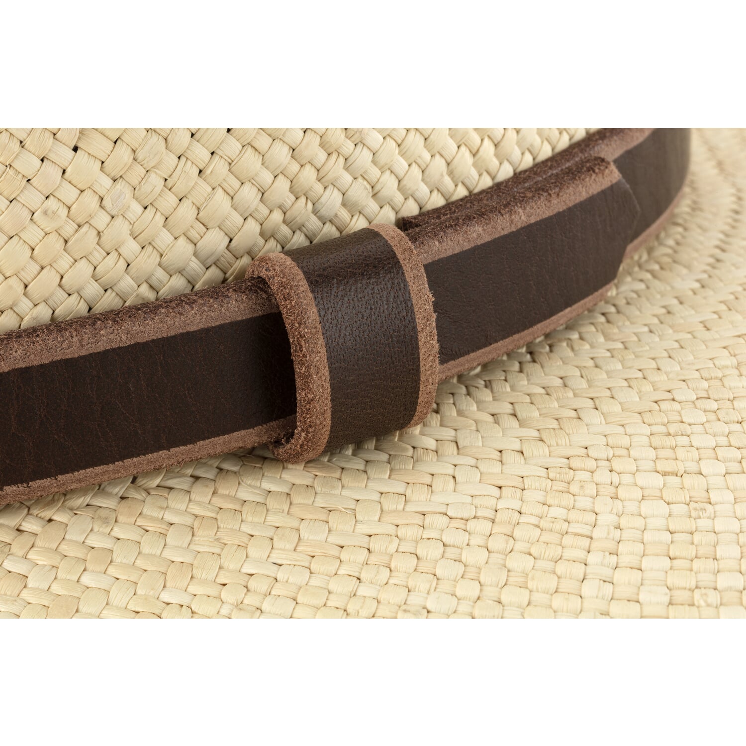 Men's panama hat with leather band