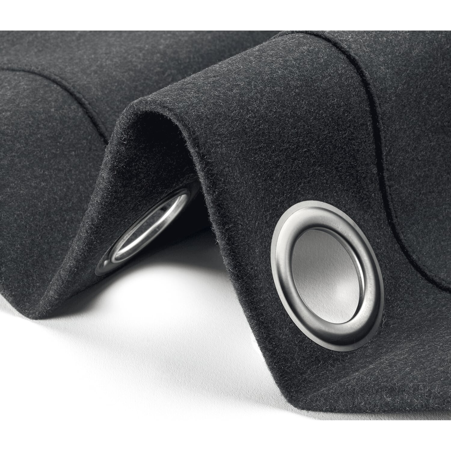 Heavy curtain carded yarn loden