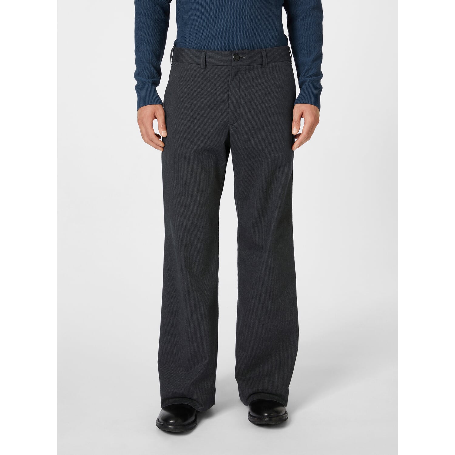 Men's trousers with textured stripes