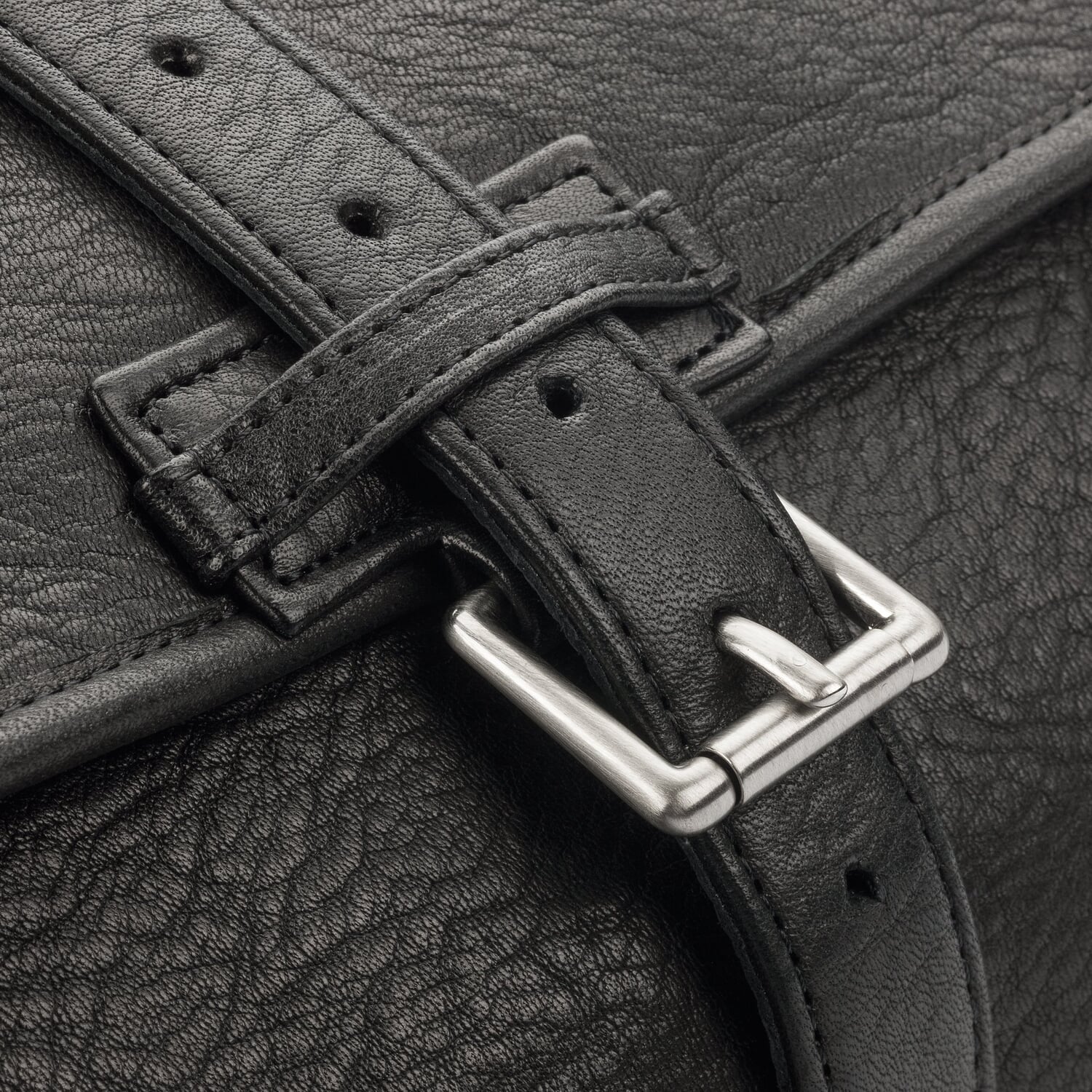 Sonnenleder Hanging culture bag