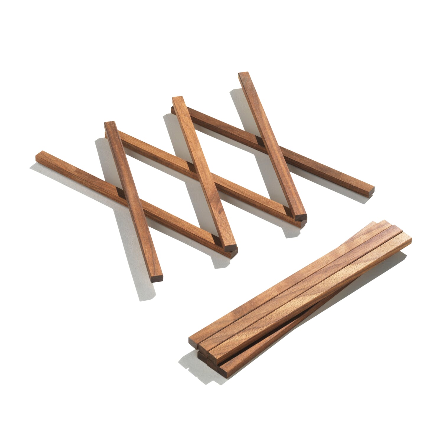 Coaster scissors grid