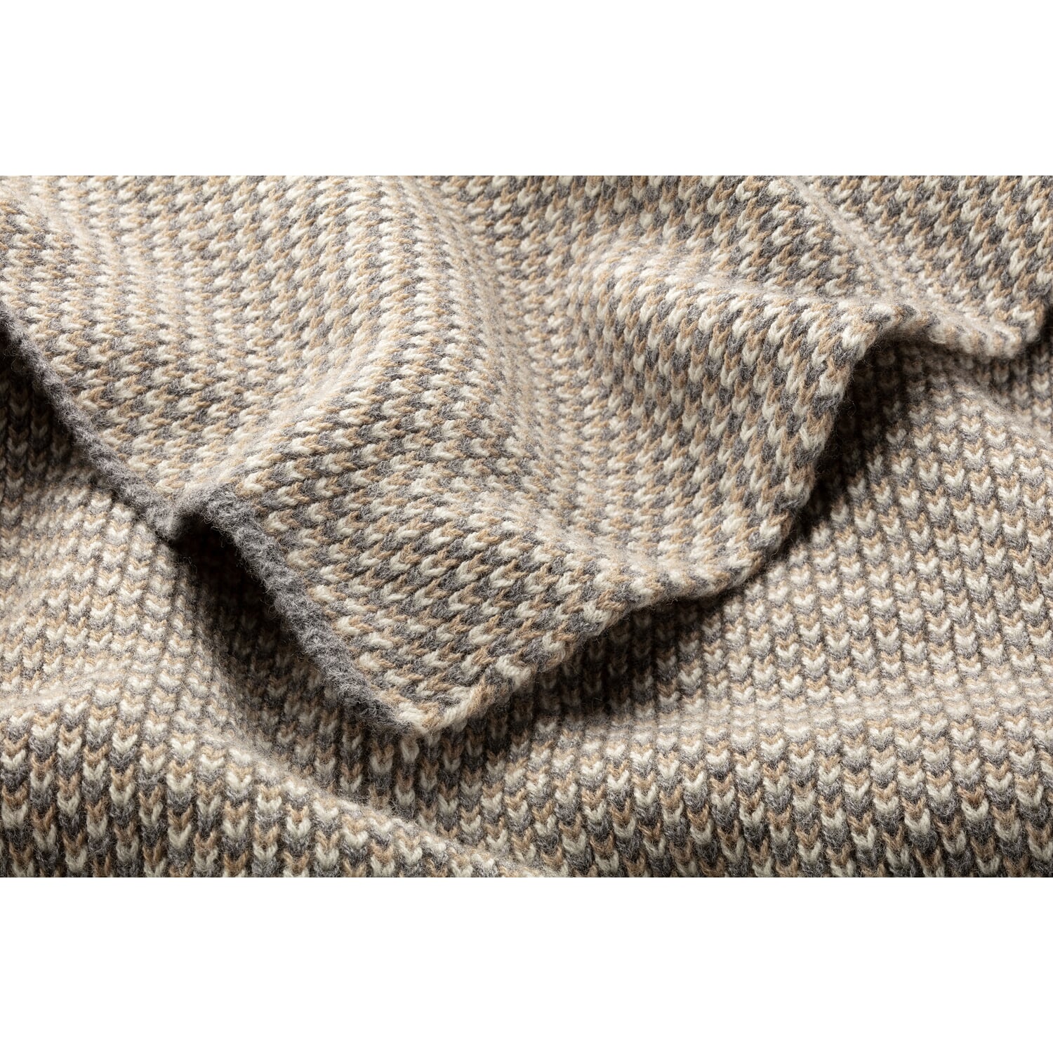 Knitted blanket merino wool