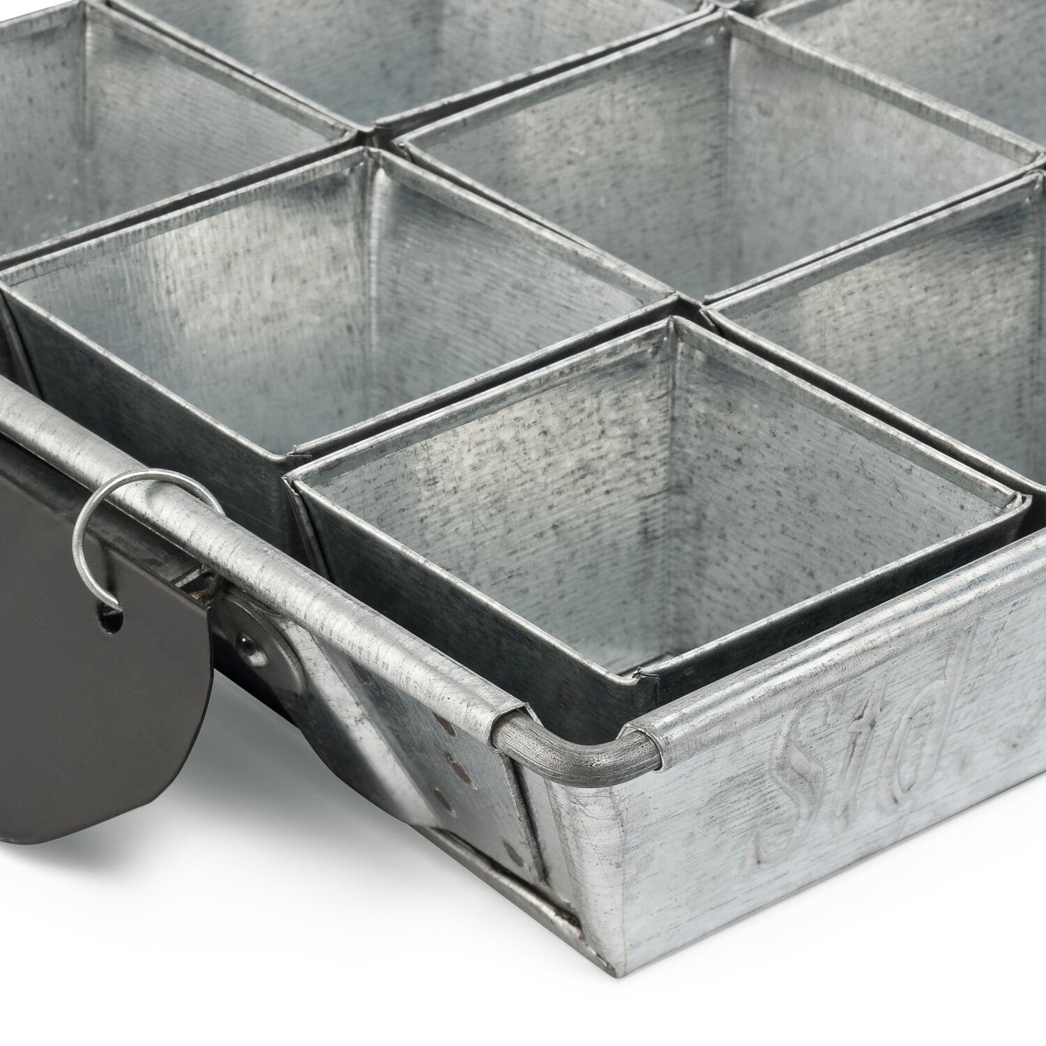 Cultivation plate with individual pots