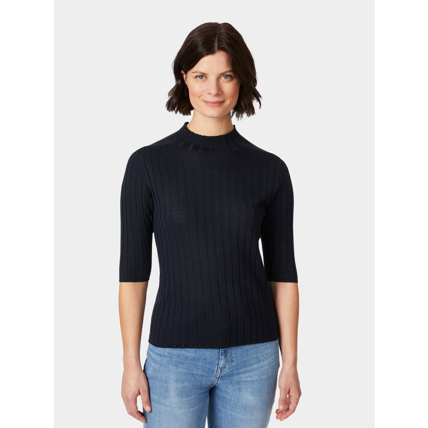 Ladies knitted shirt half sleeve