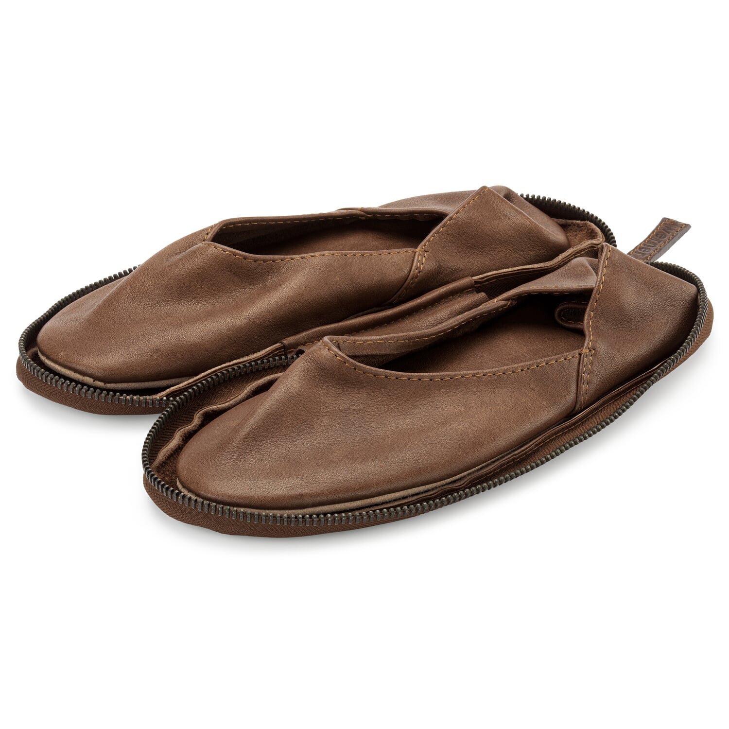 Ladies travel slipper leather