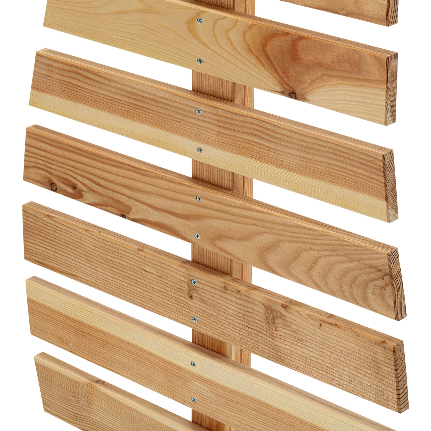 Larch wood climbing object