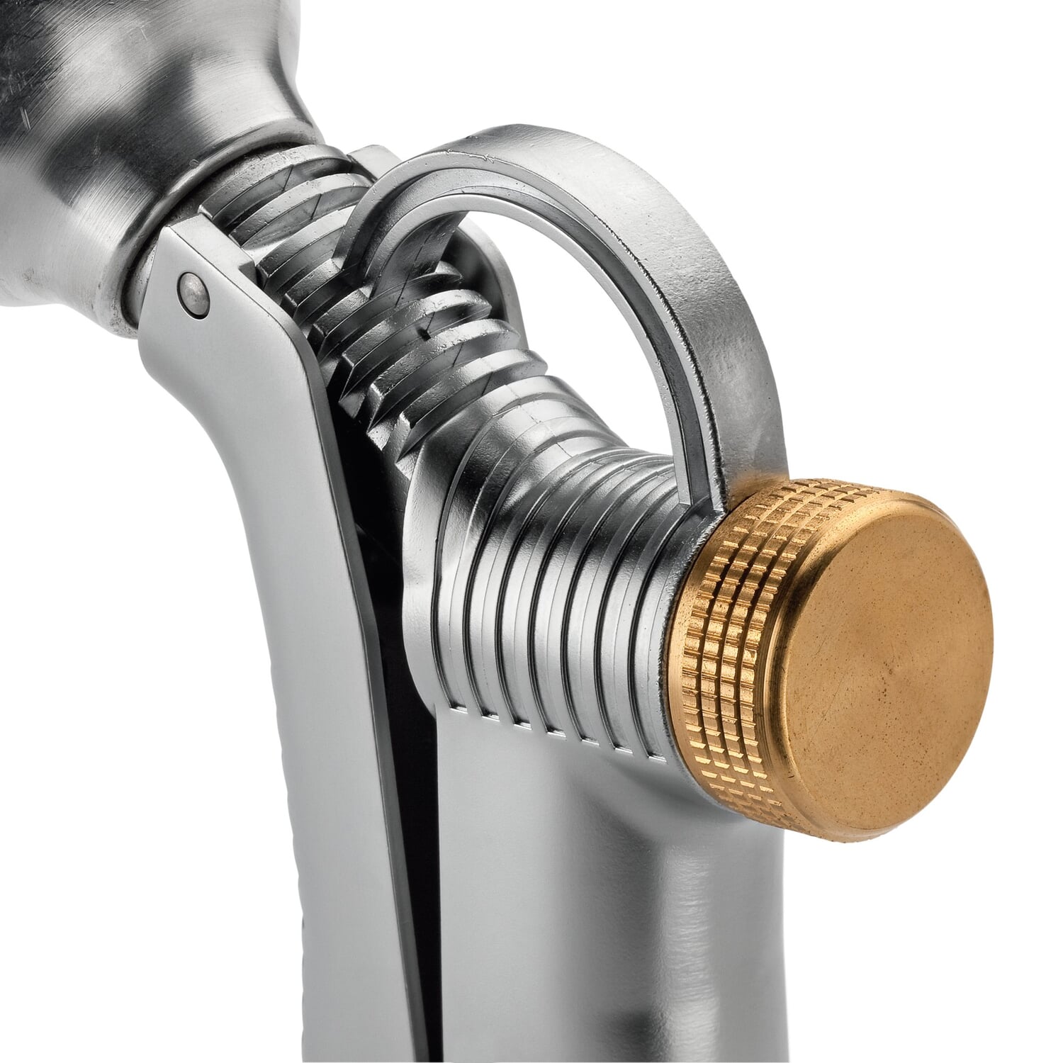 Spray gun with nozzle adjustment