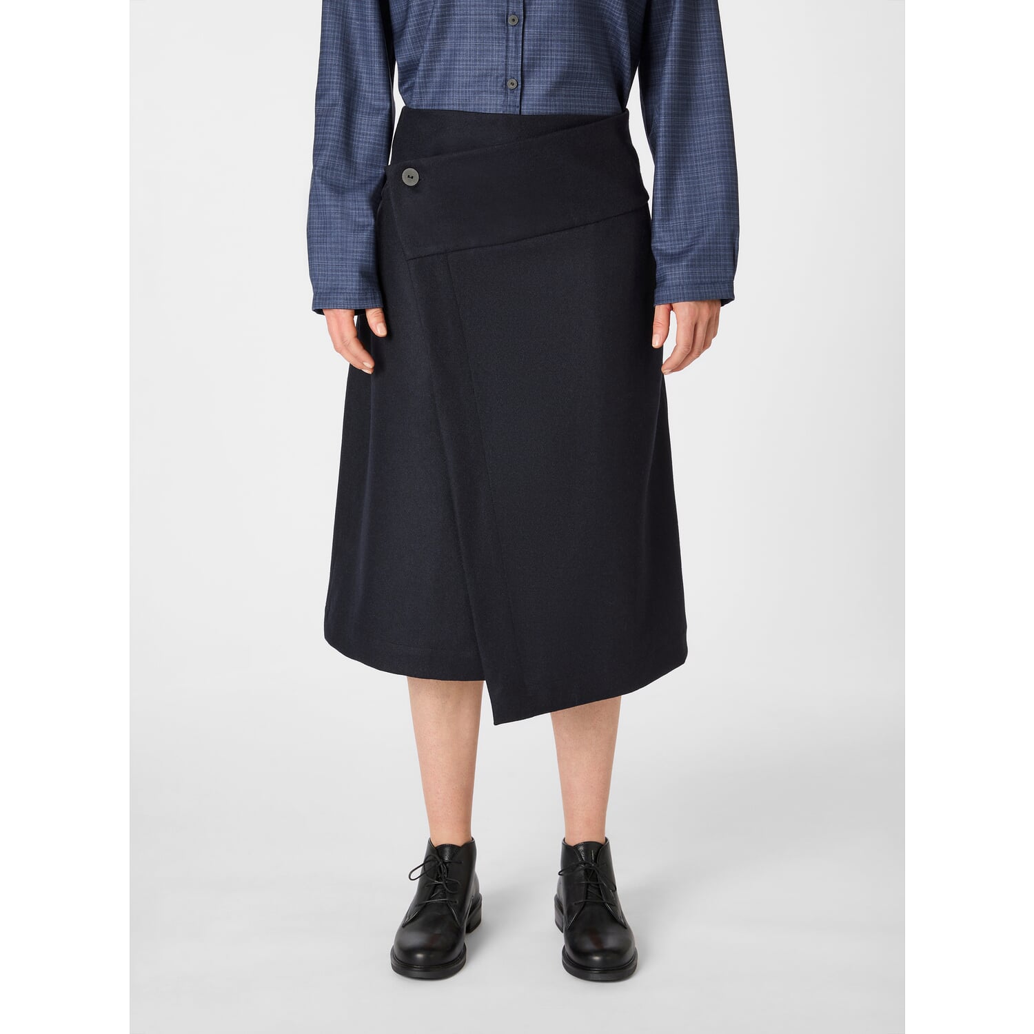 Women's wrap skirt wool