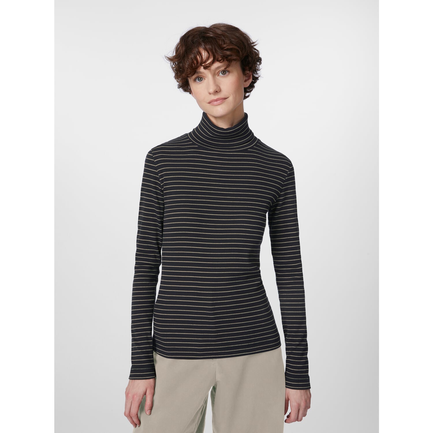 Ladies' turtleneck shirt