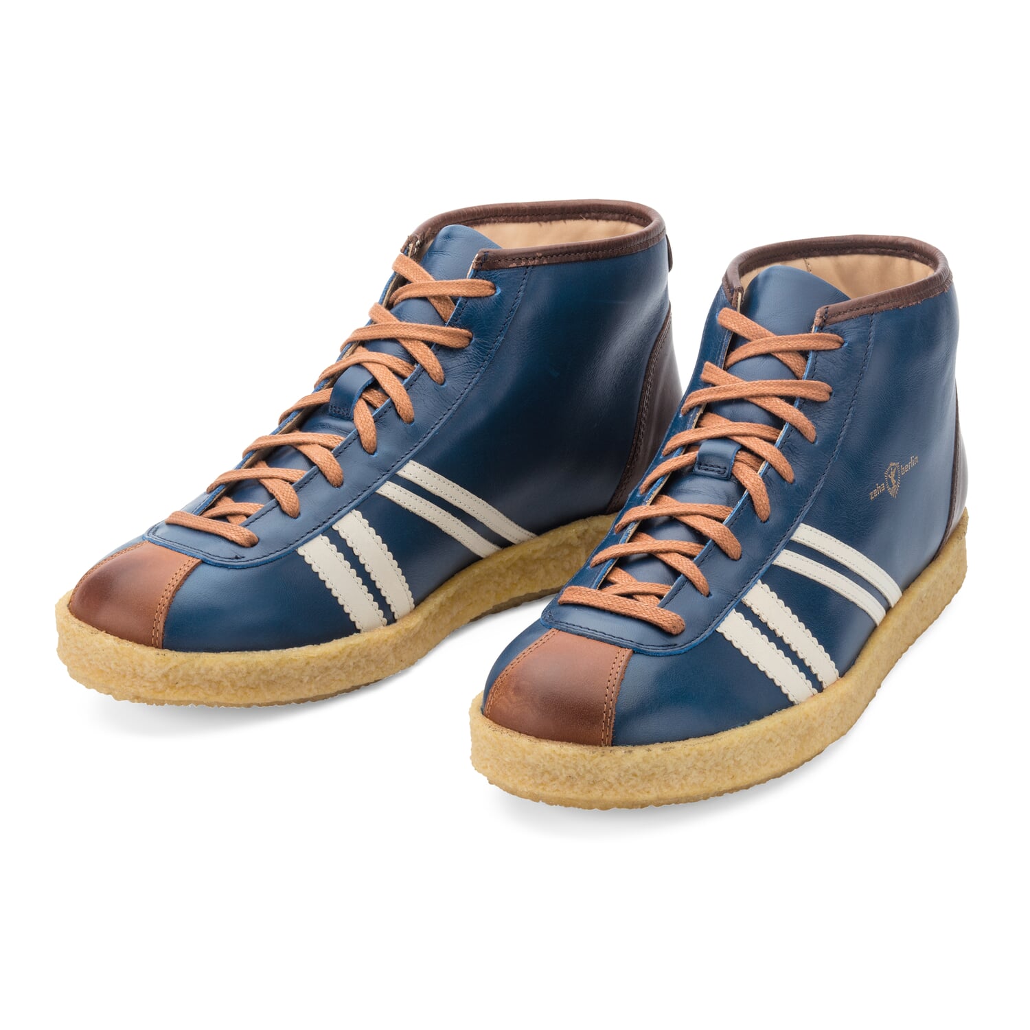 Leather sports shoe sneaker